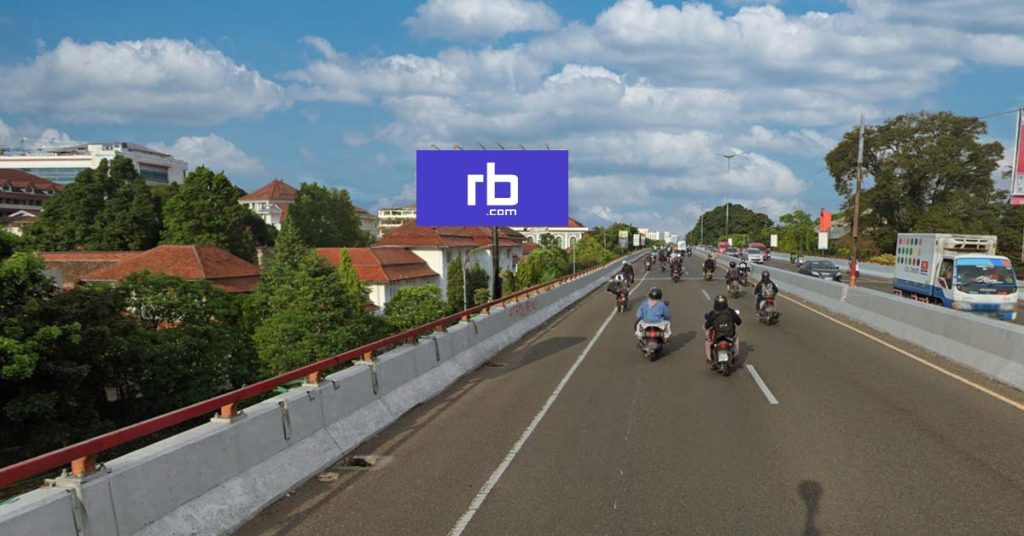 Sewa Billboard Bandung di Pasteur
