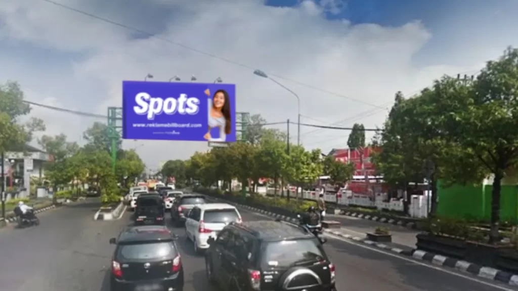 Sewa Billboard Klaten di Jl. Pemuda dekat BNI 46