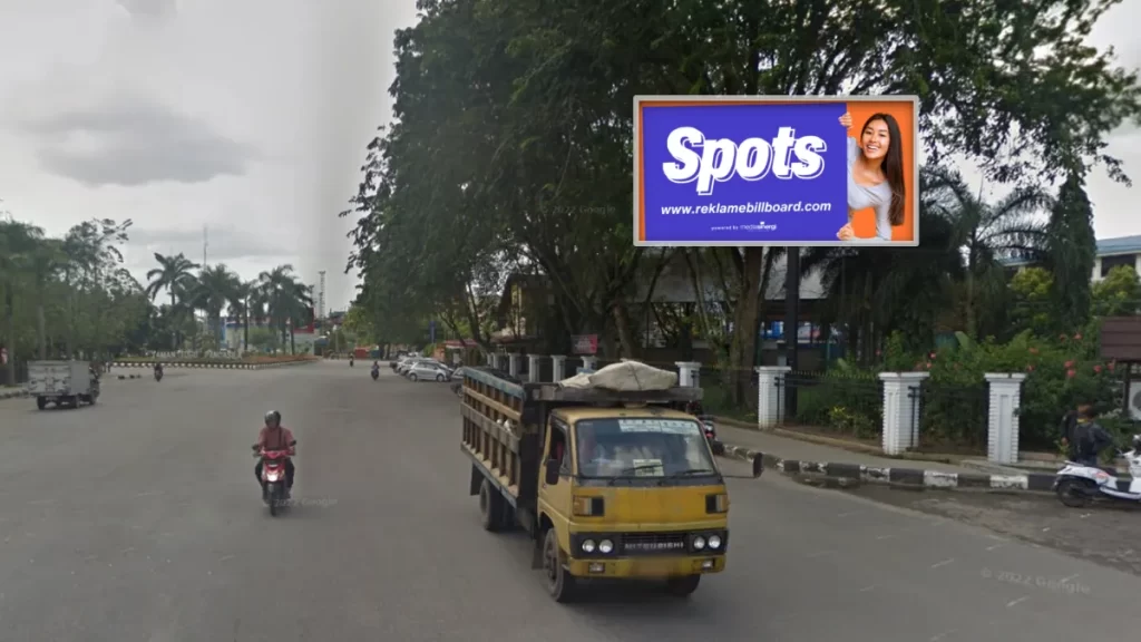 Sewa Billboard Pontianak di Taman Alun alun Kapuas