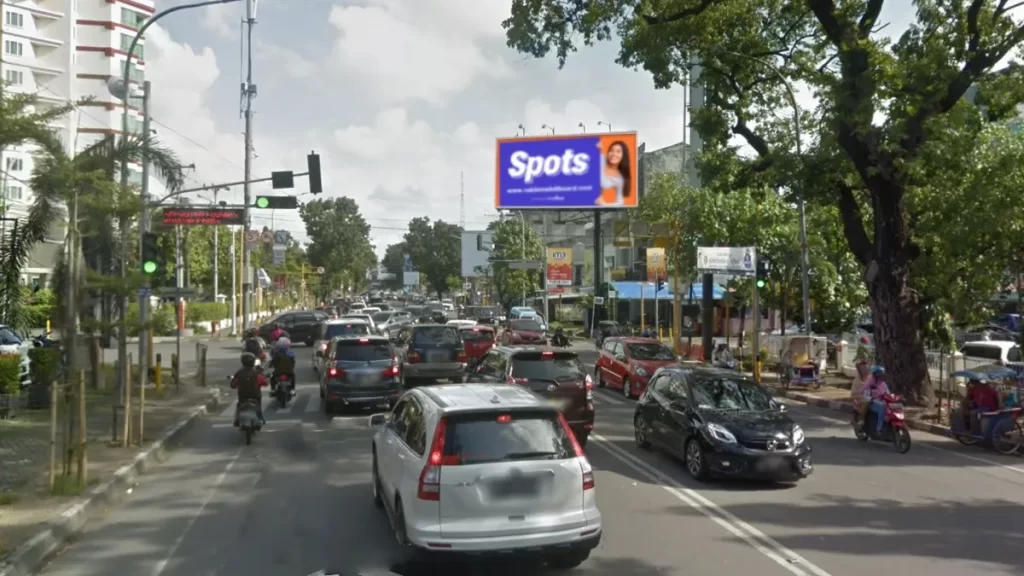 Sewa Billboard Makasar Jl Dr Ratulangi (depan Hotel Sahid)