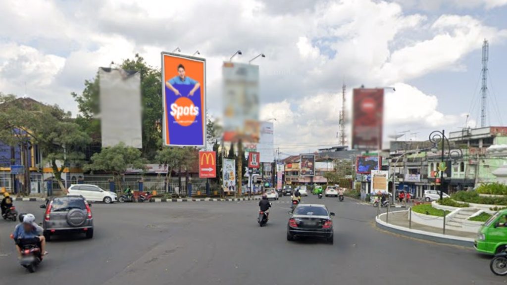 Sewa Billboard Sukabumi Bundaran Adipura