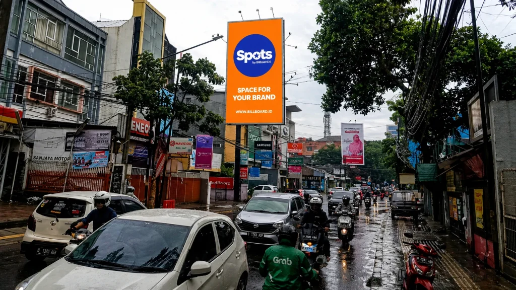 billboard bandung gatot subroto dekat trans studio