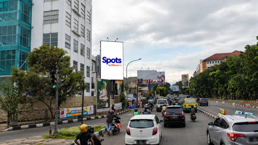 billboard bandung pasirkaliki sukajadi dengan traffic tinggi